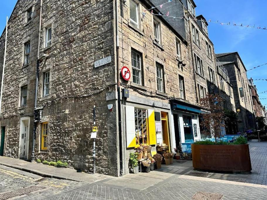 City Centre Hidden Hideout For 2 爱丁堡 外观 照片